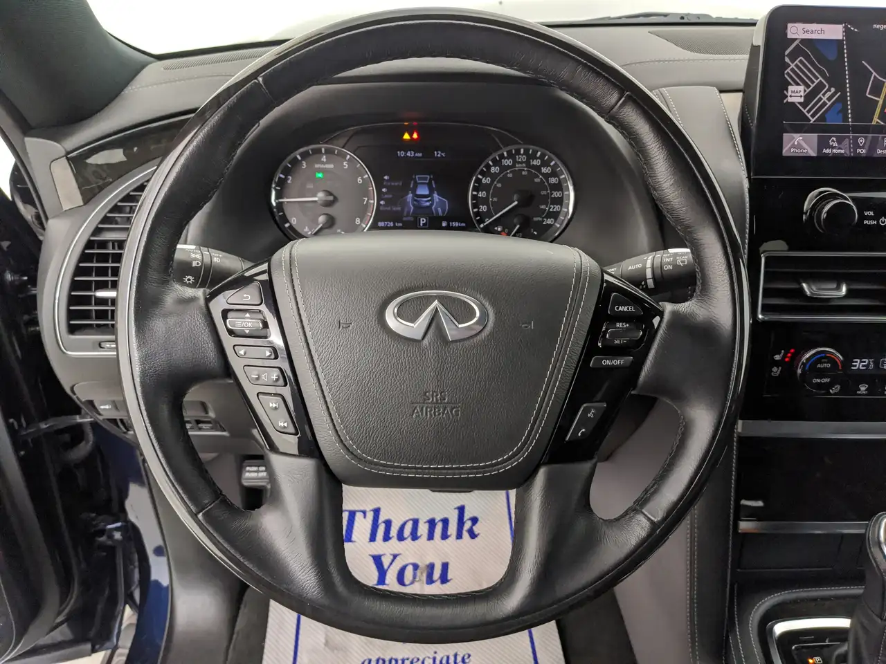 Infiniti QX80 - Image 16
