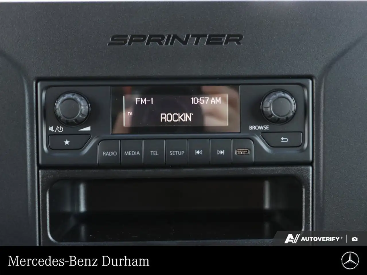 Mercedes-Benz Sprinter - Image 21