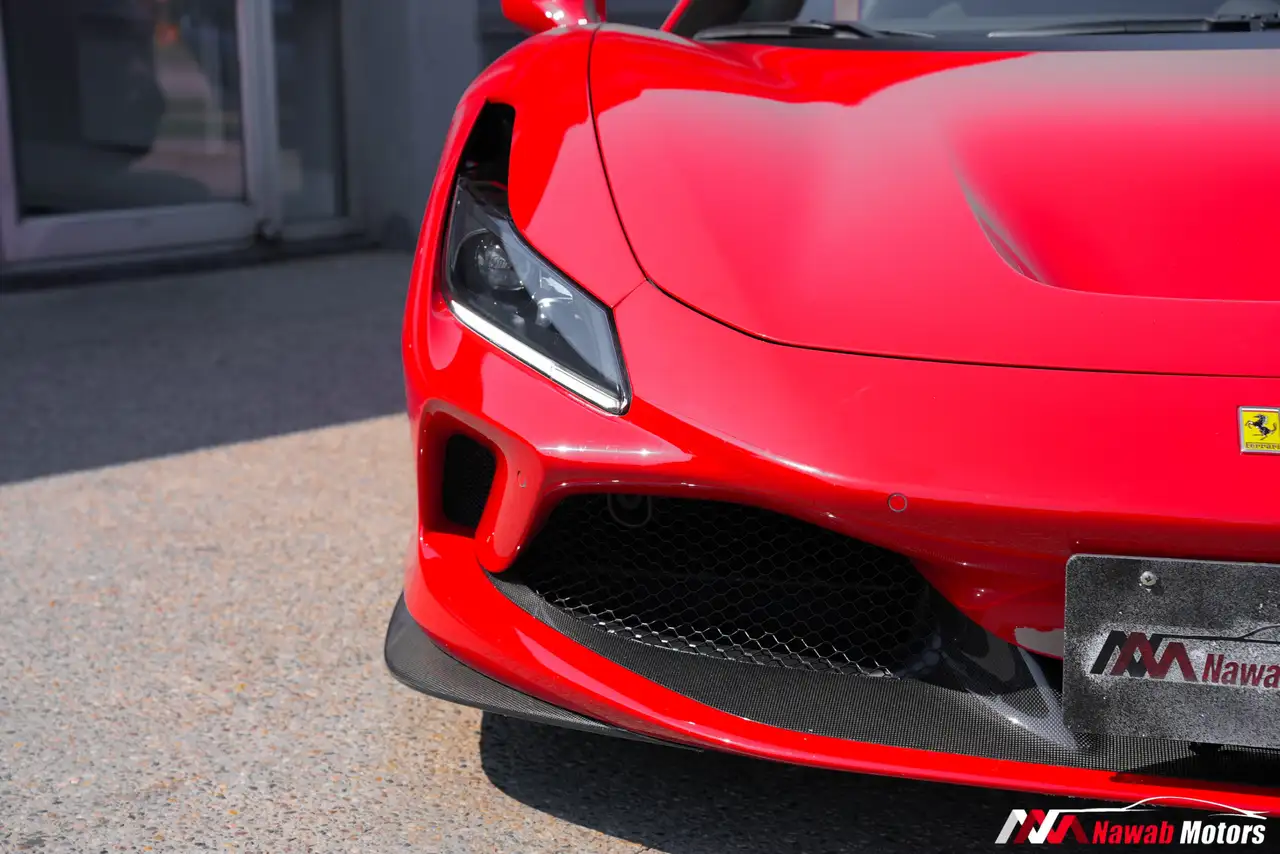 Ferrari F8 Spider - Image 5