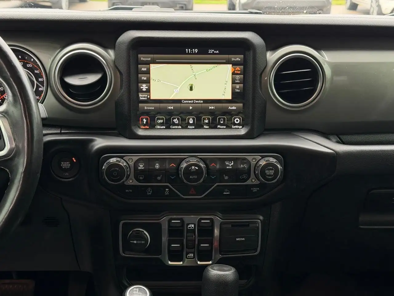Jeep Wrangler - Image 21