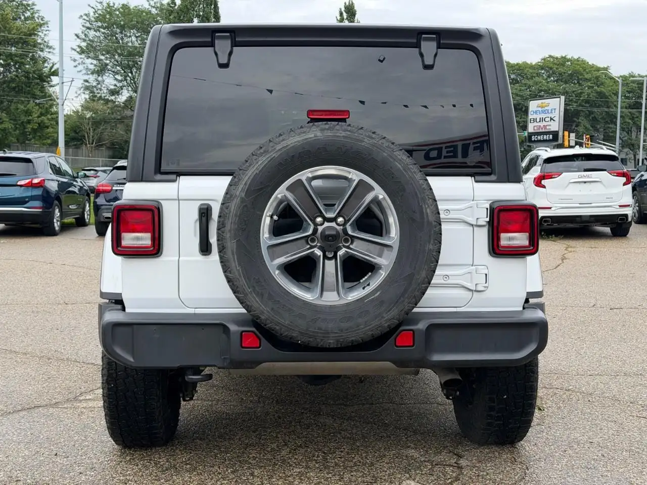 Jeep Wrangler - Image 7