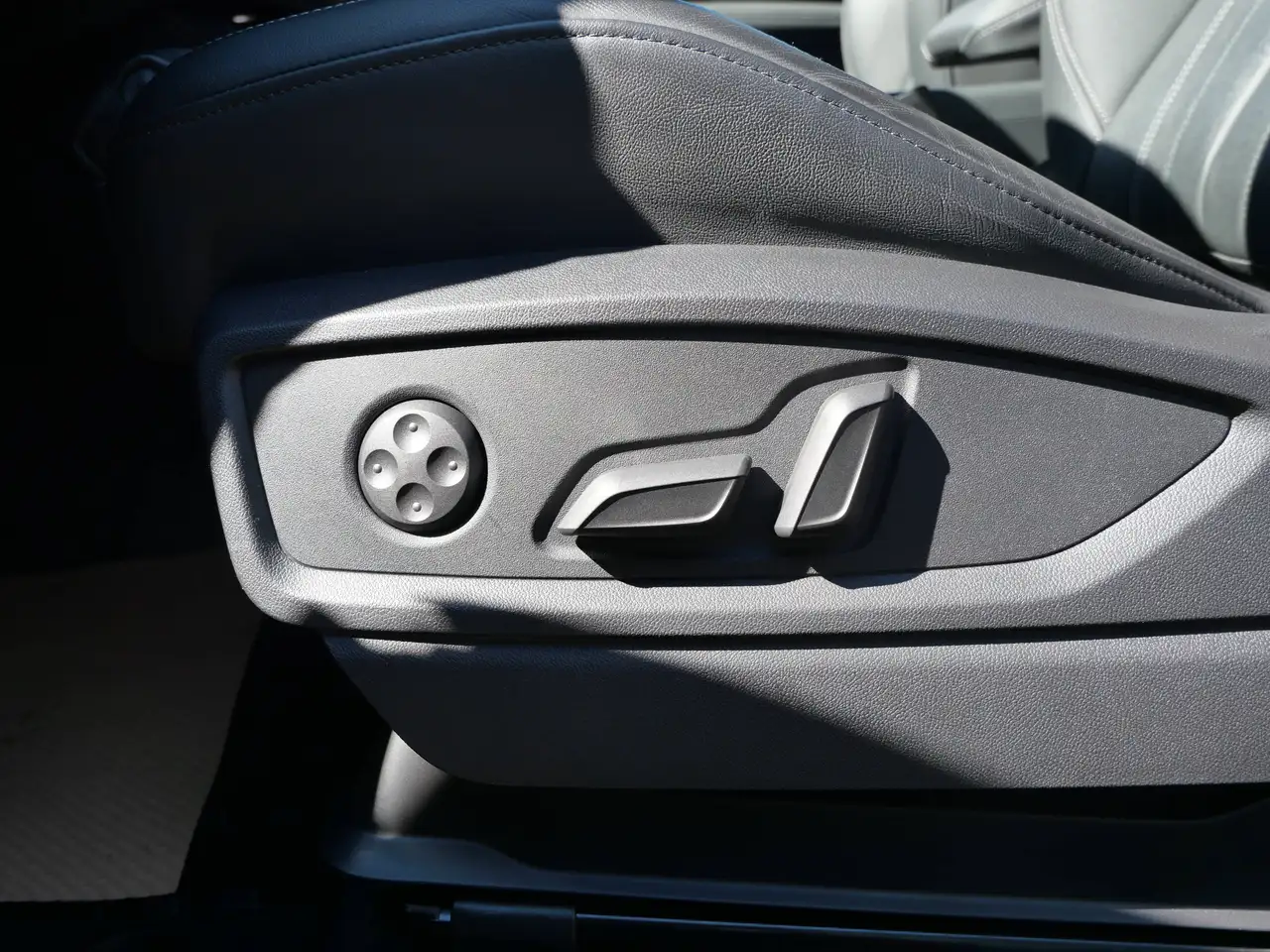 Audi Q5 - Image 16