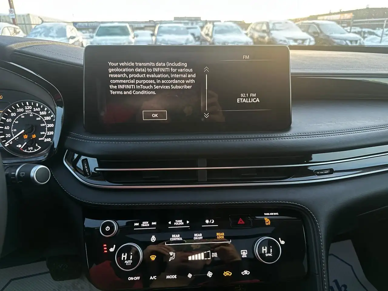 Infiniti QX60 - Image 16