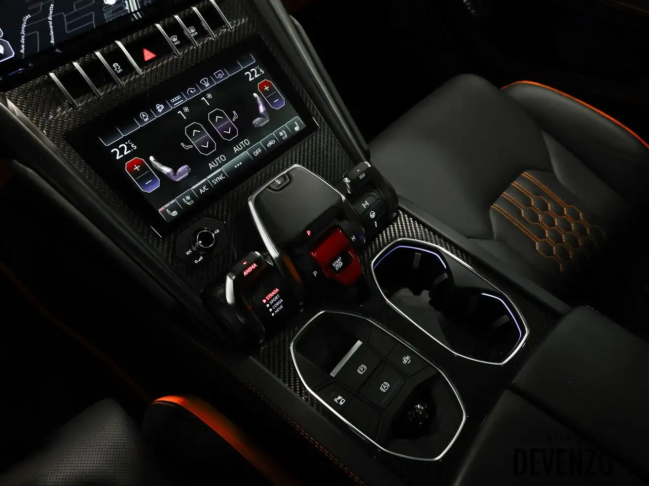 Lamborghini Urus - Image 15