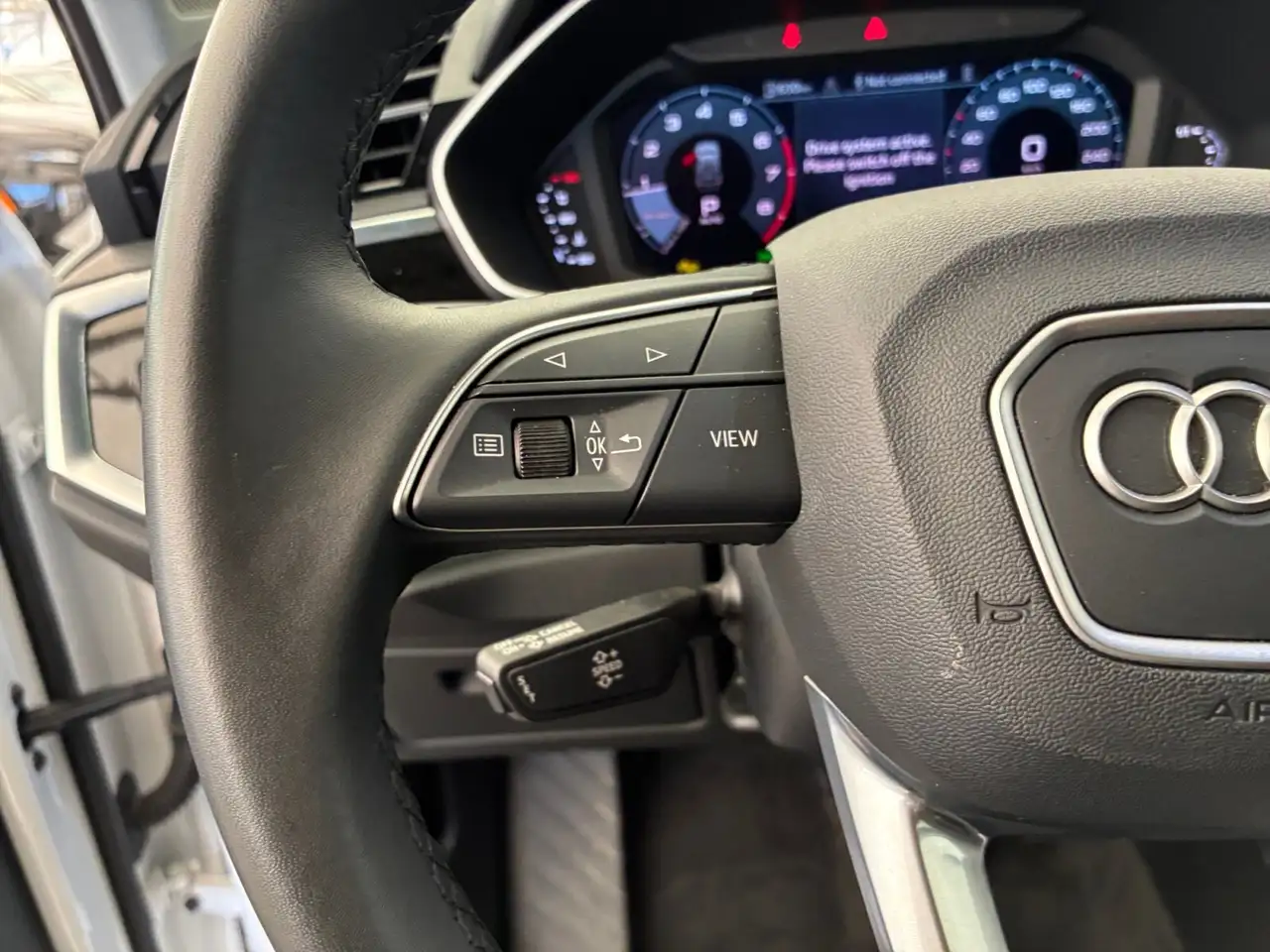 Audi Q3 - Image 13