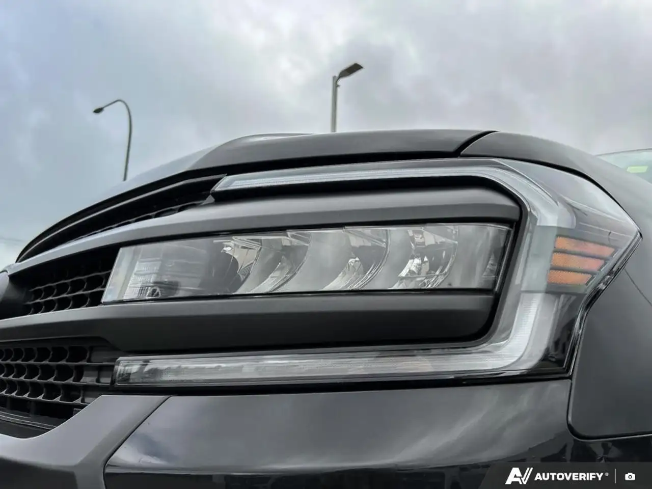 Ford Expedition - Image 8