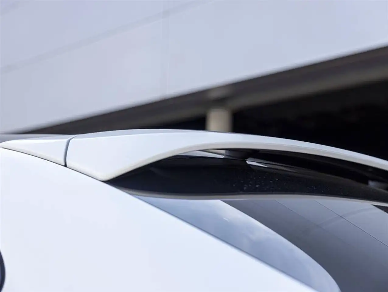 Porsche Cayenne - Image 14