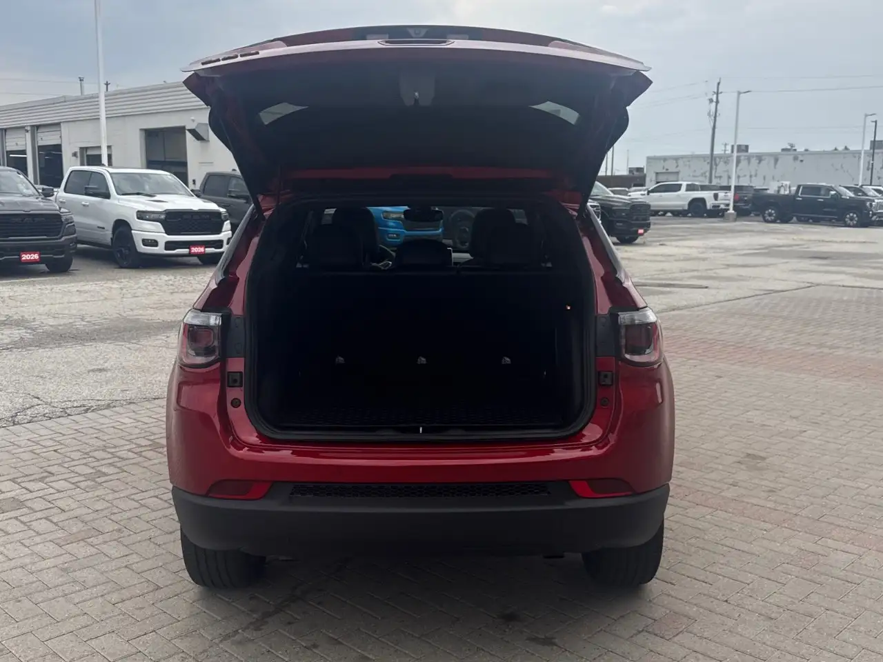 Jeep Compass - Image 8