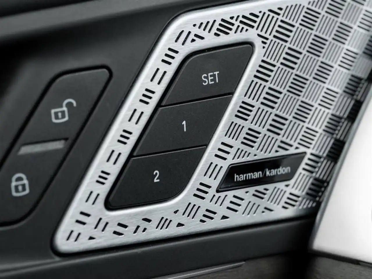 BMW X1 - Image 17