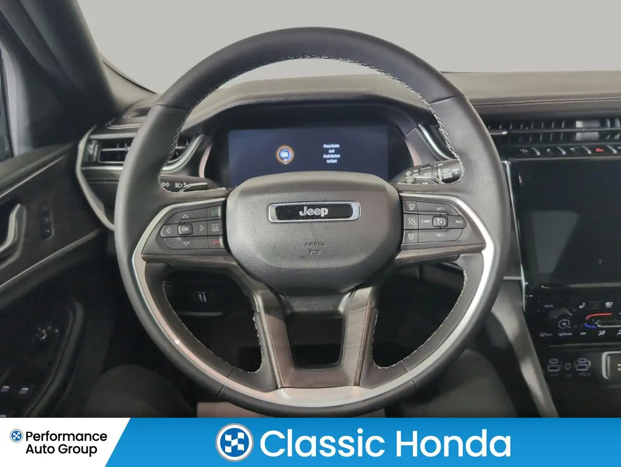 Jeep Grand Cherokee - Image 18