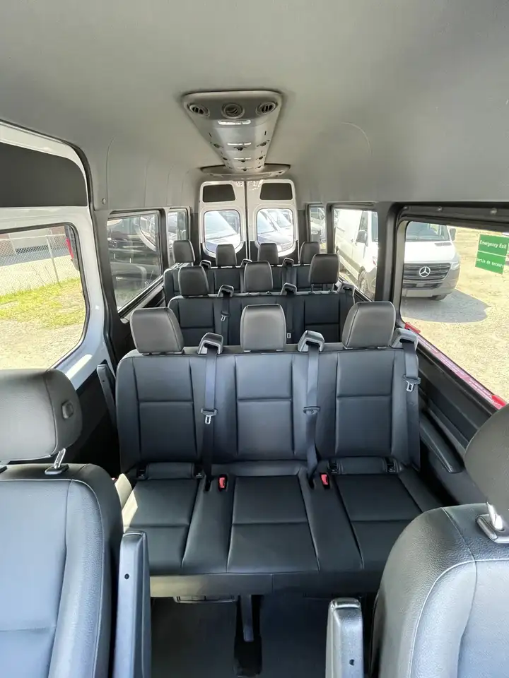 Mercedes-Benz Sprinter - Image 2