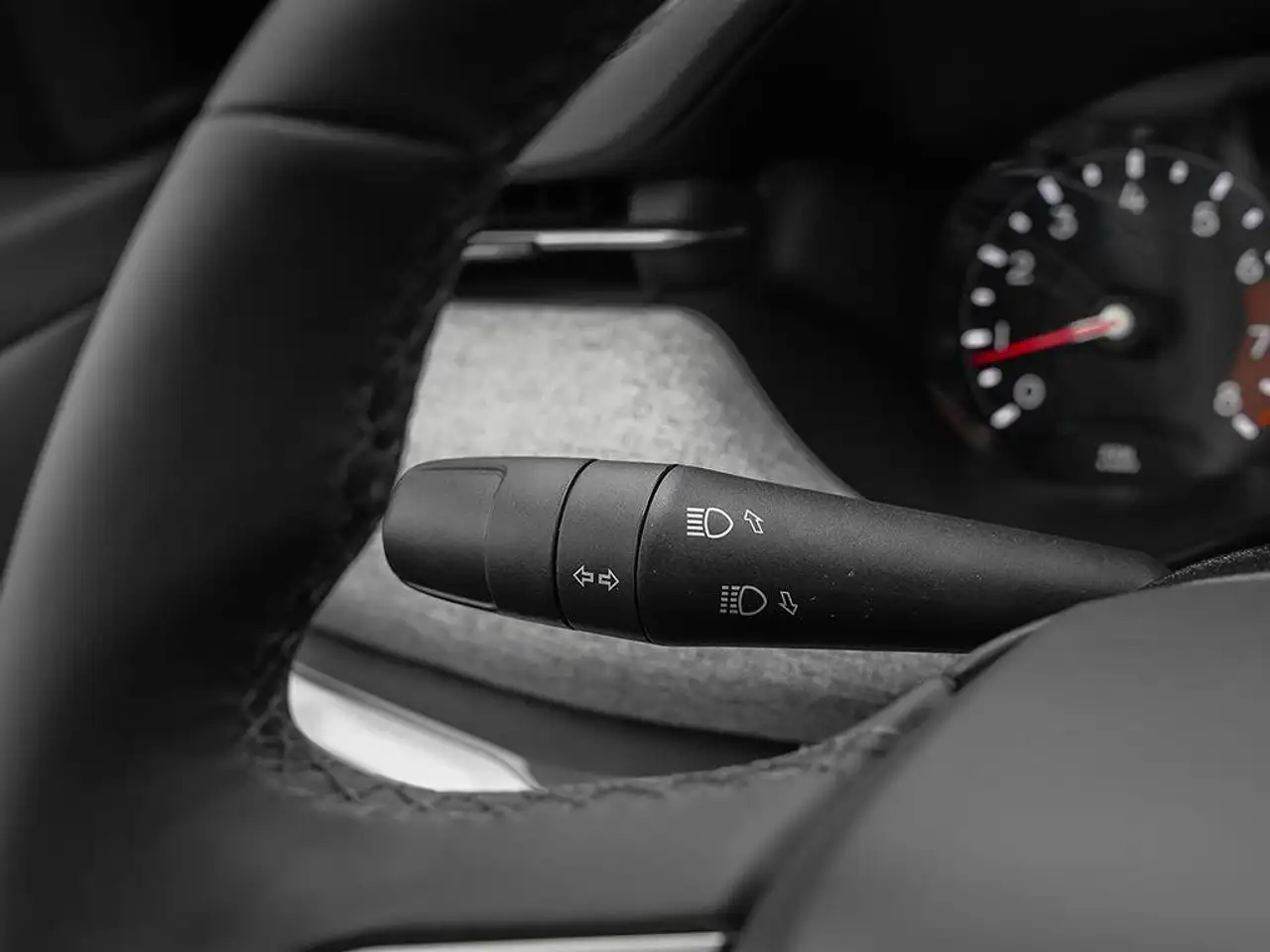 Jeep Compass - Image 28