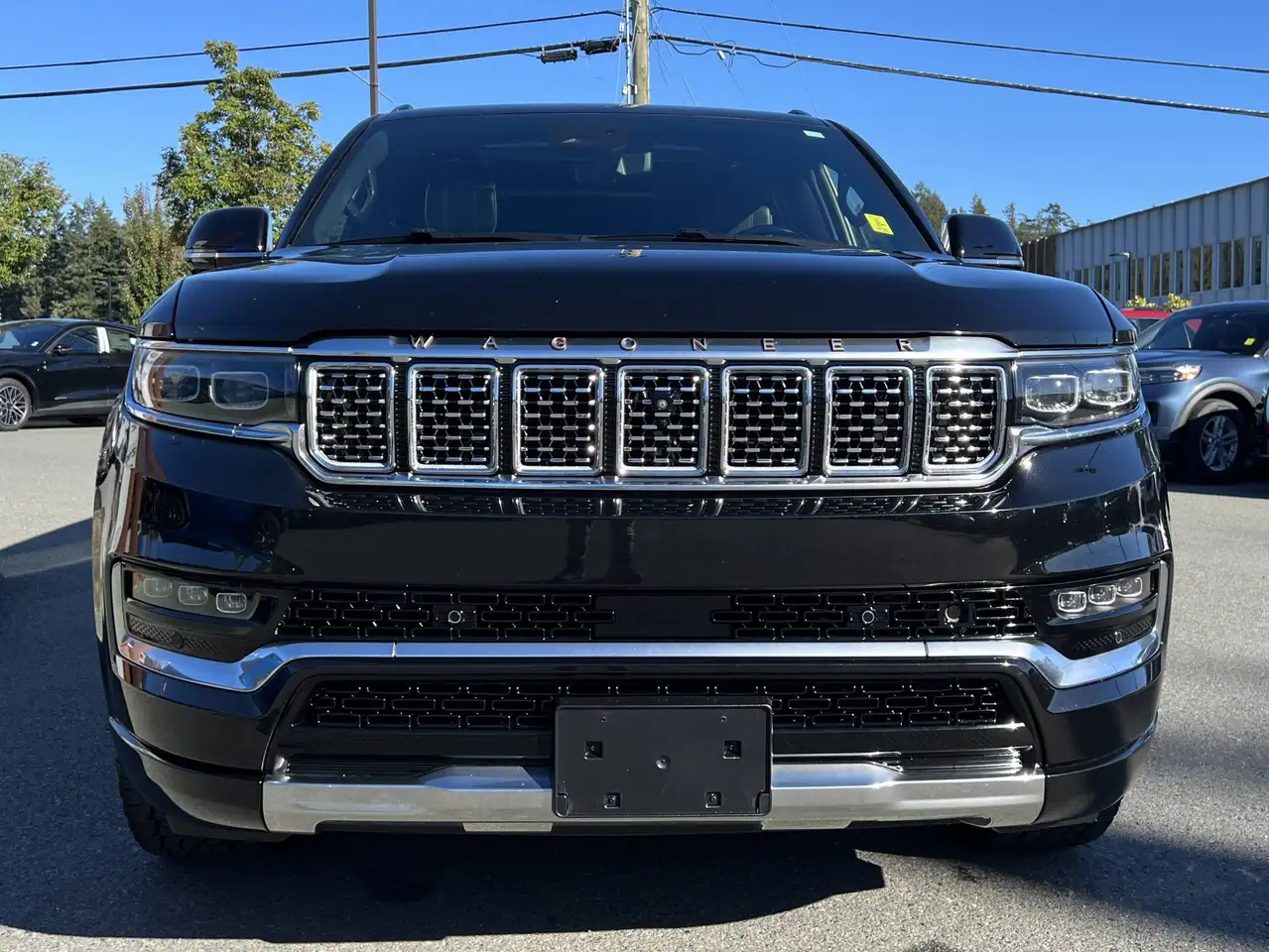 Jeep Grand Wagoneer - Image 10