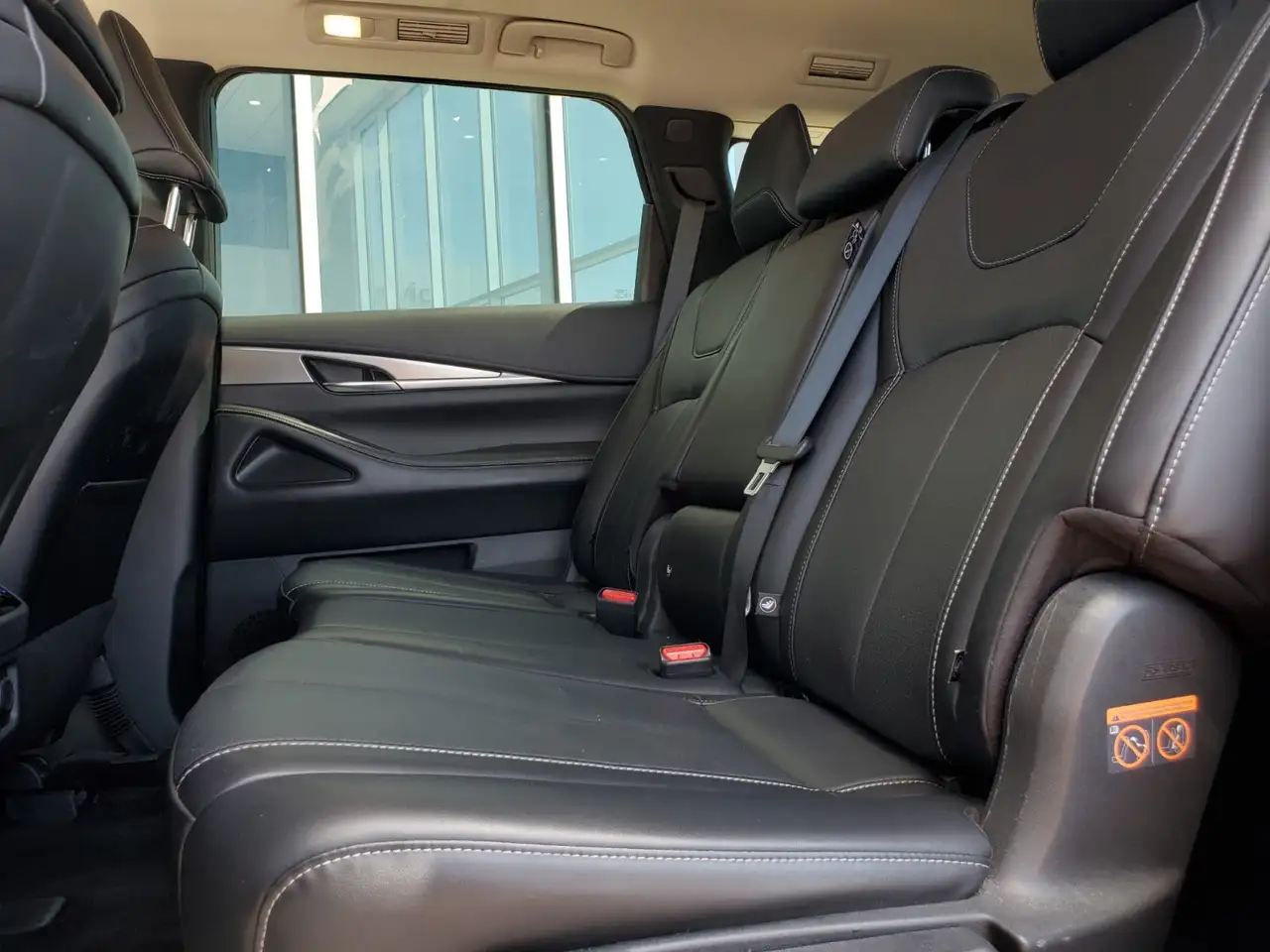 Infiniti QX60 - Image 18