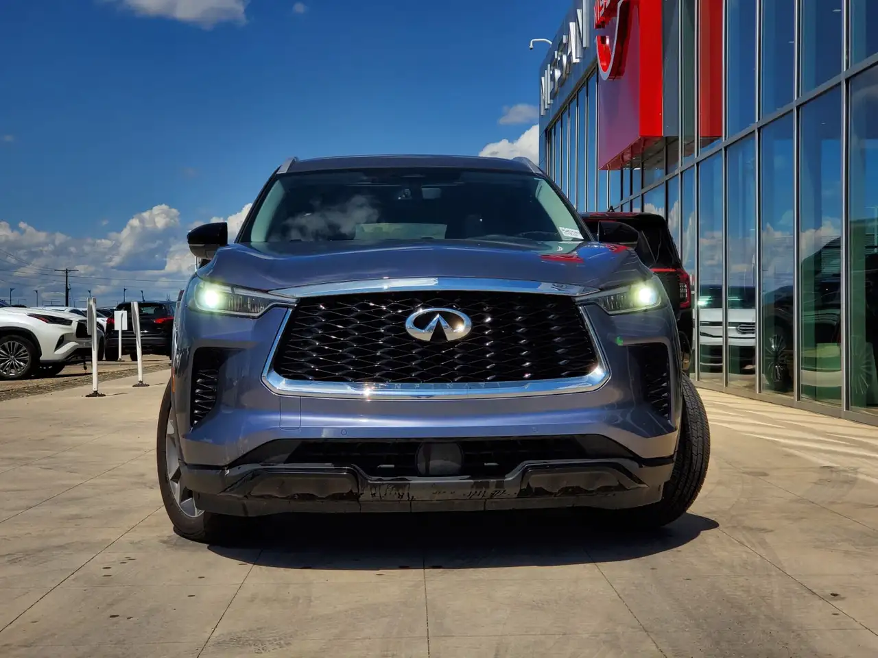 Infiniti QX60 - Image 2