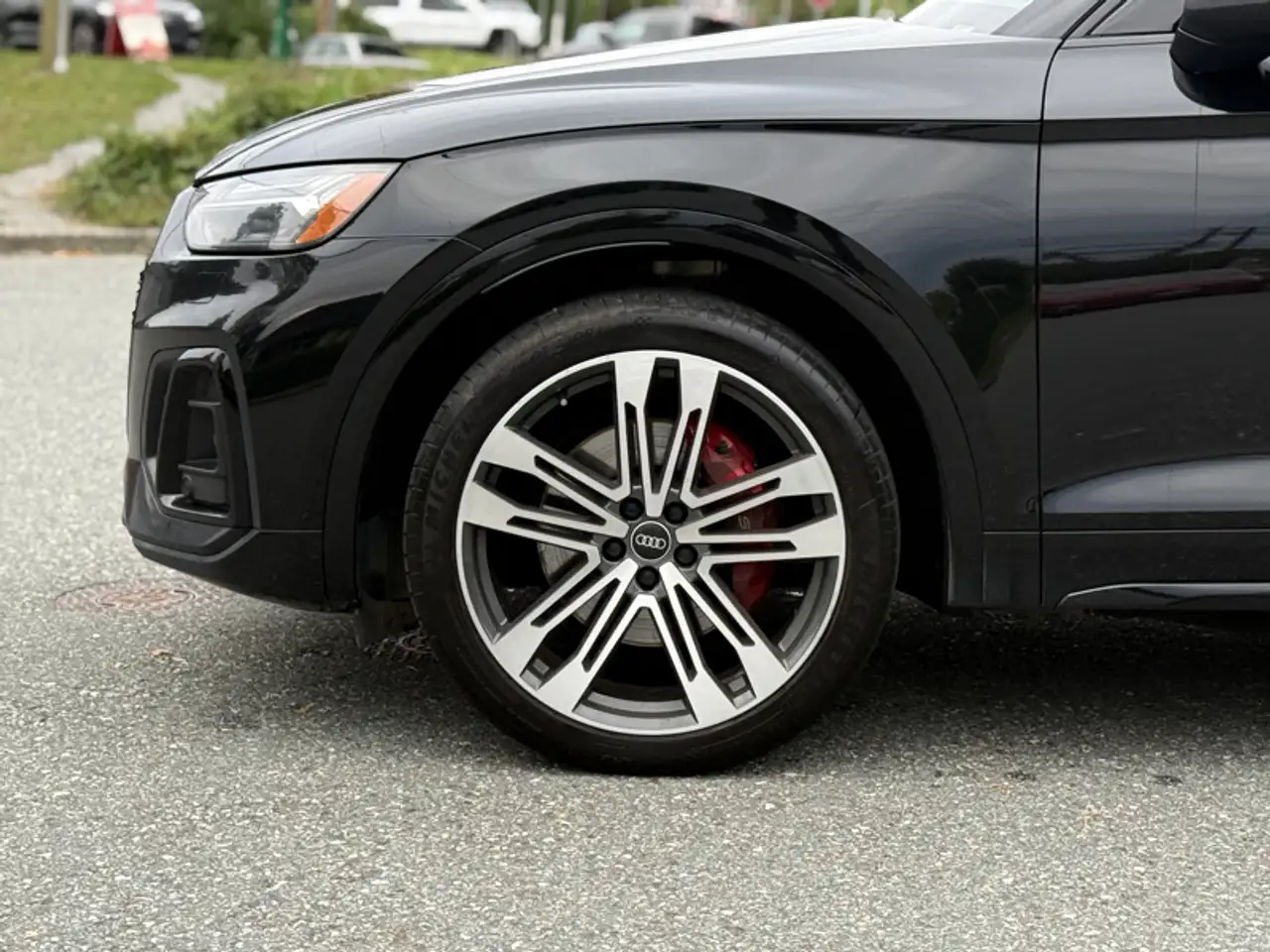 Audi SQ5 - Image 4