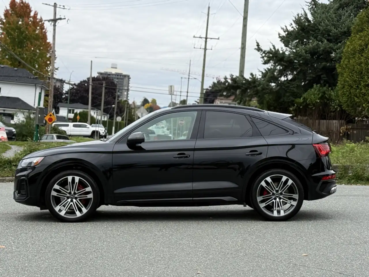 Audi SQ5 - Image 5