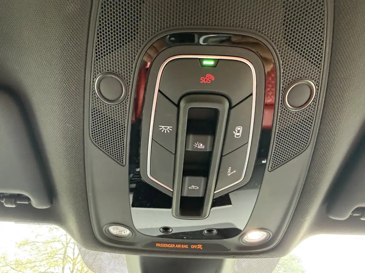 Audi SQ5 - Image 31