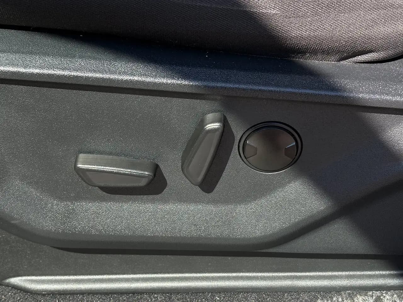 Ford F-150 - Image 17
