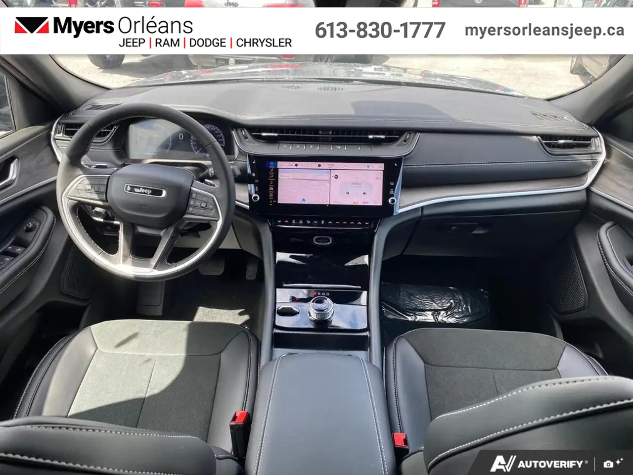 Jeep Grand Cherokee - Image 25
