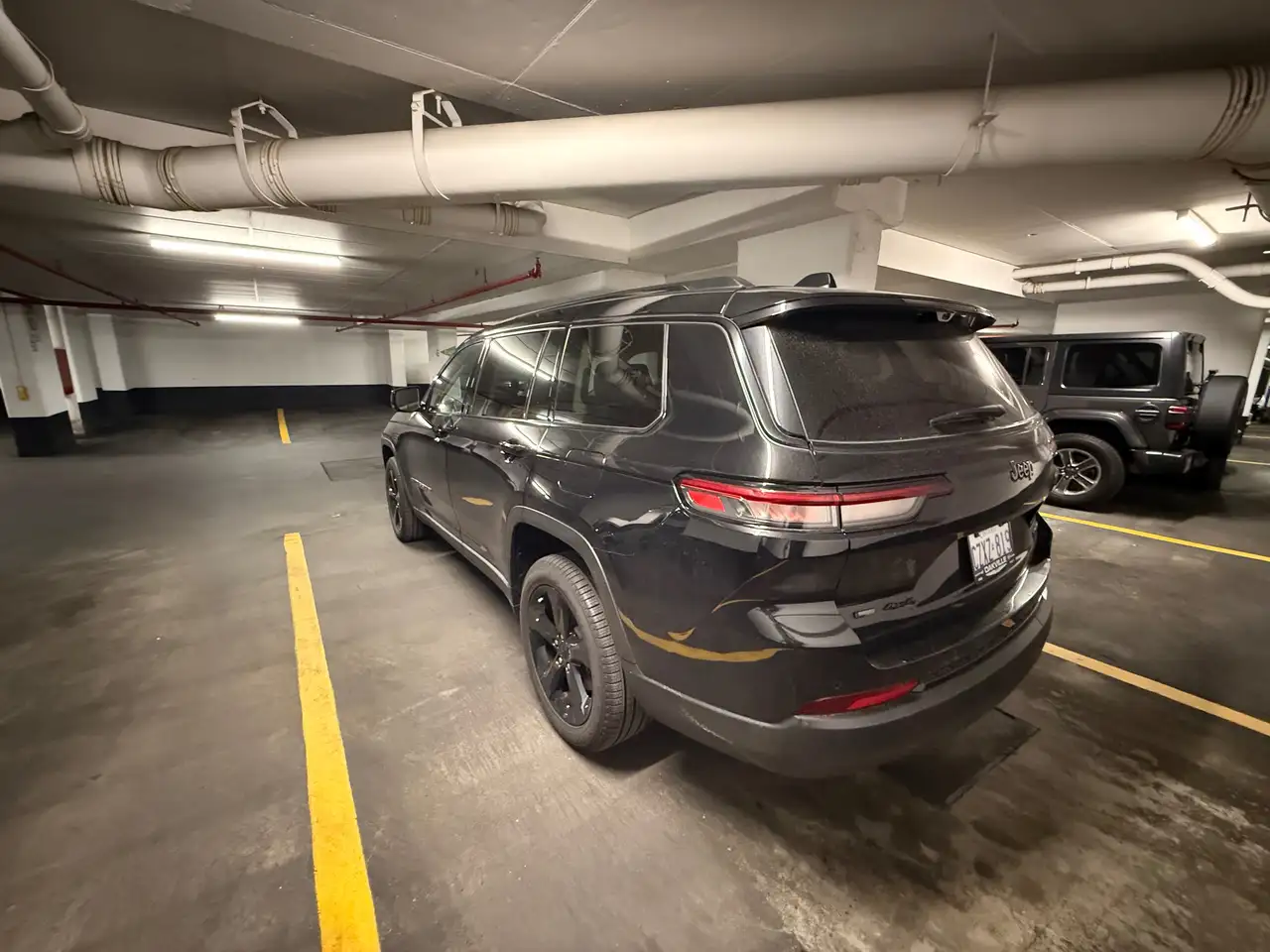 Jeep Grand Cherokee - Image 12