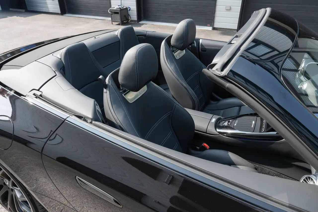 Mercedes-Benz SL - Image 13