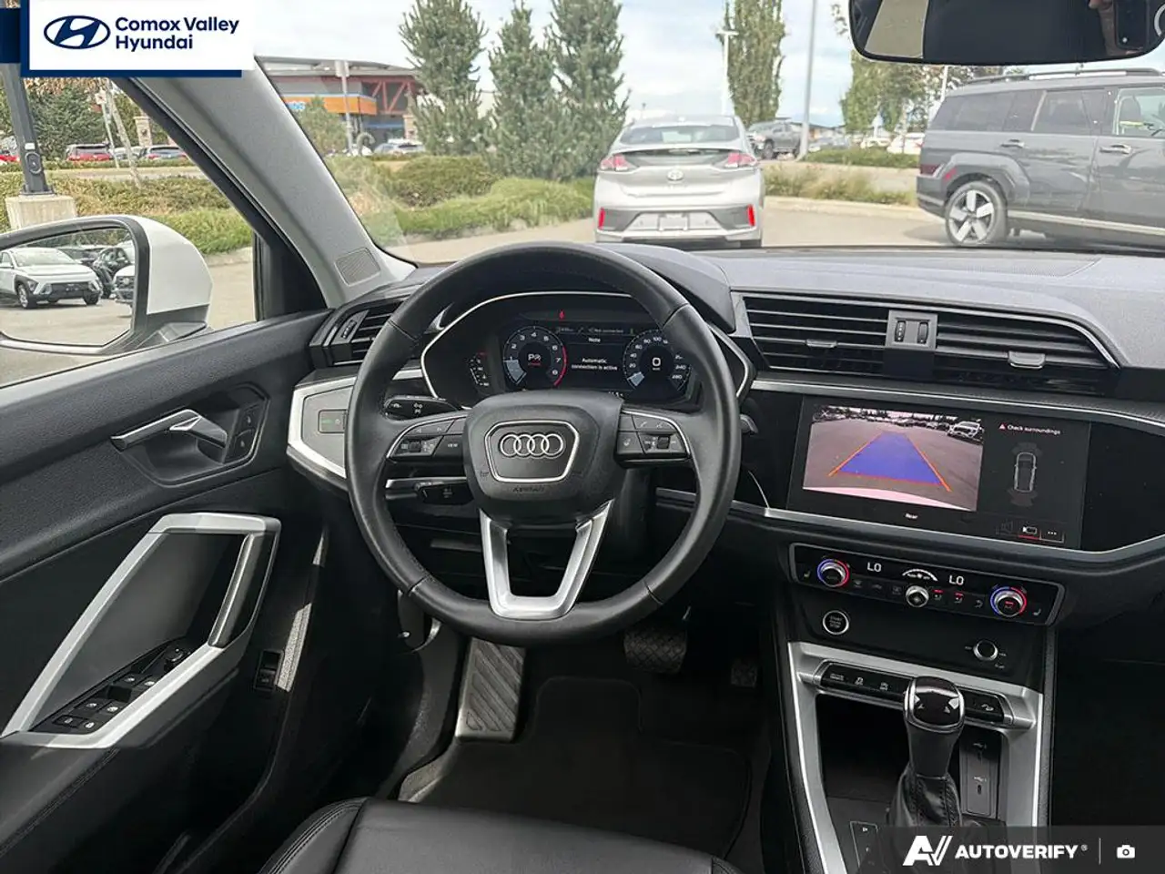 Audi Q3 - Image 11