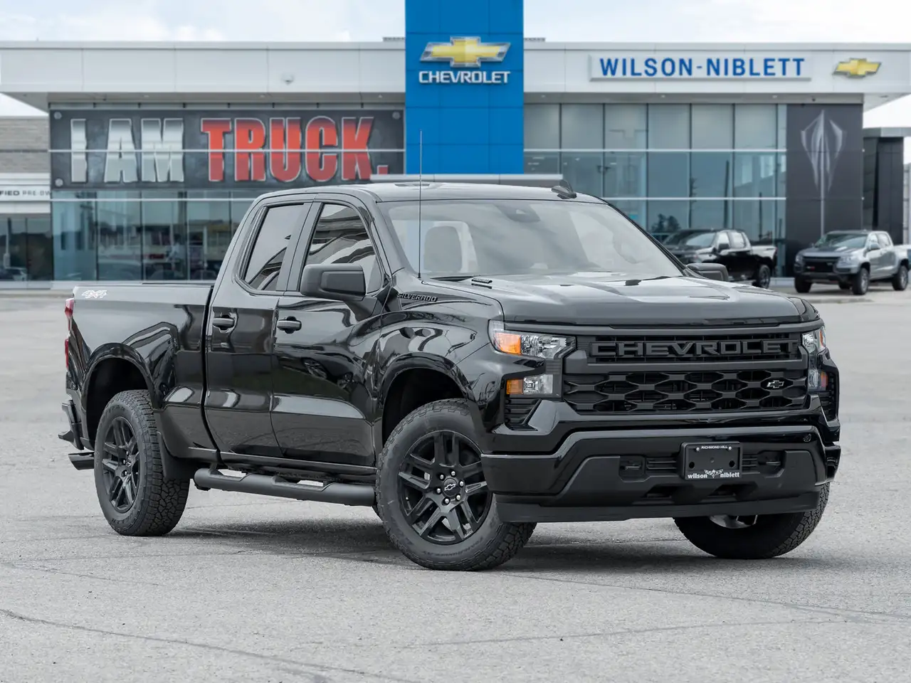Chevrolet Silverado 1500 - Image 26