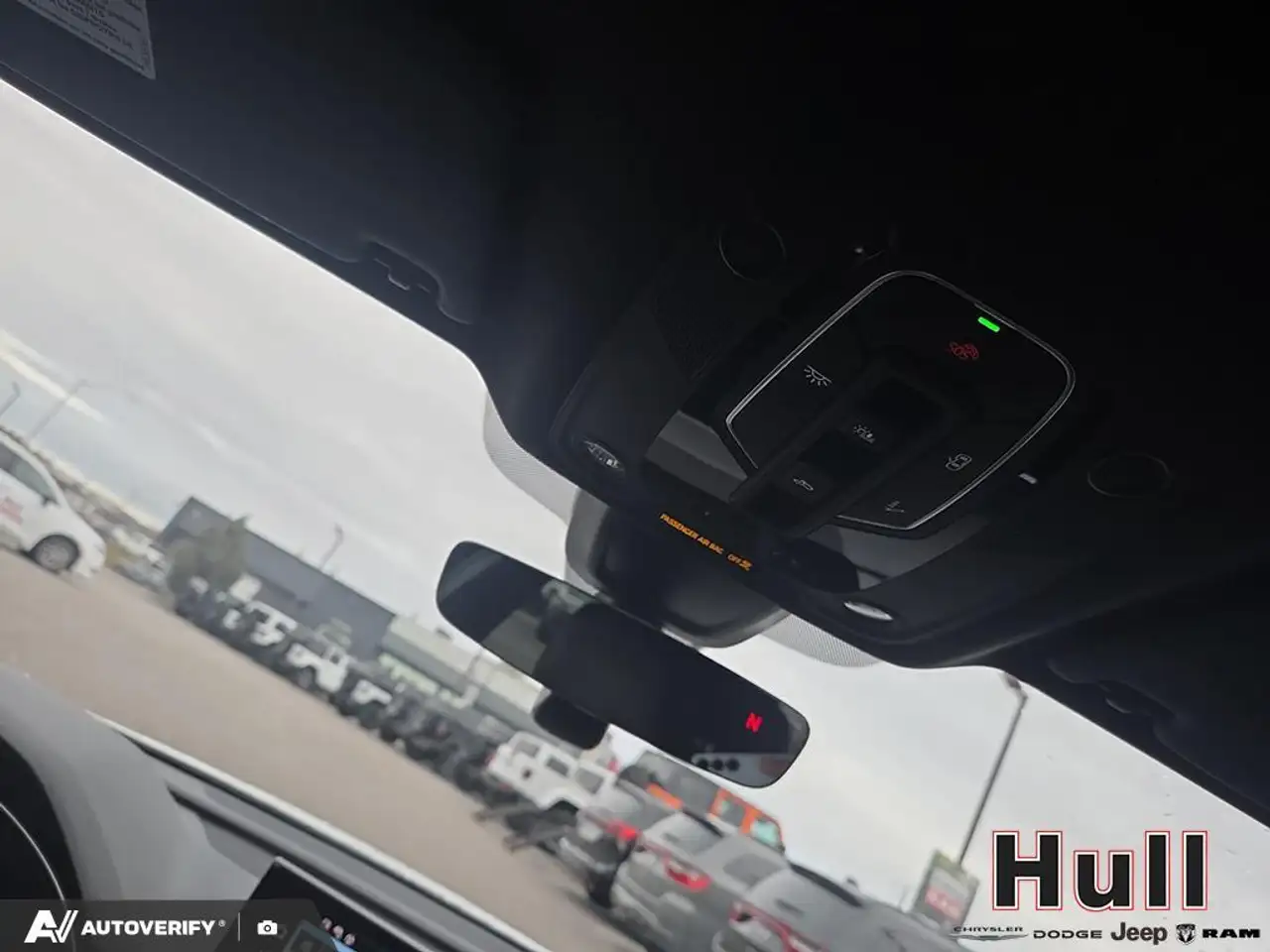 Audi SQ5 - Image 20