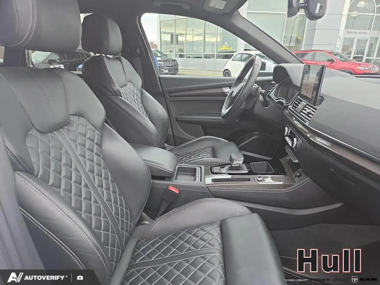 Audi SQ5 - Image 21