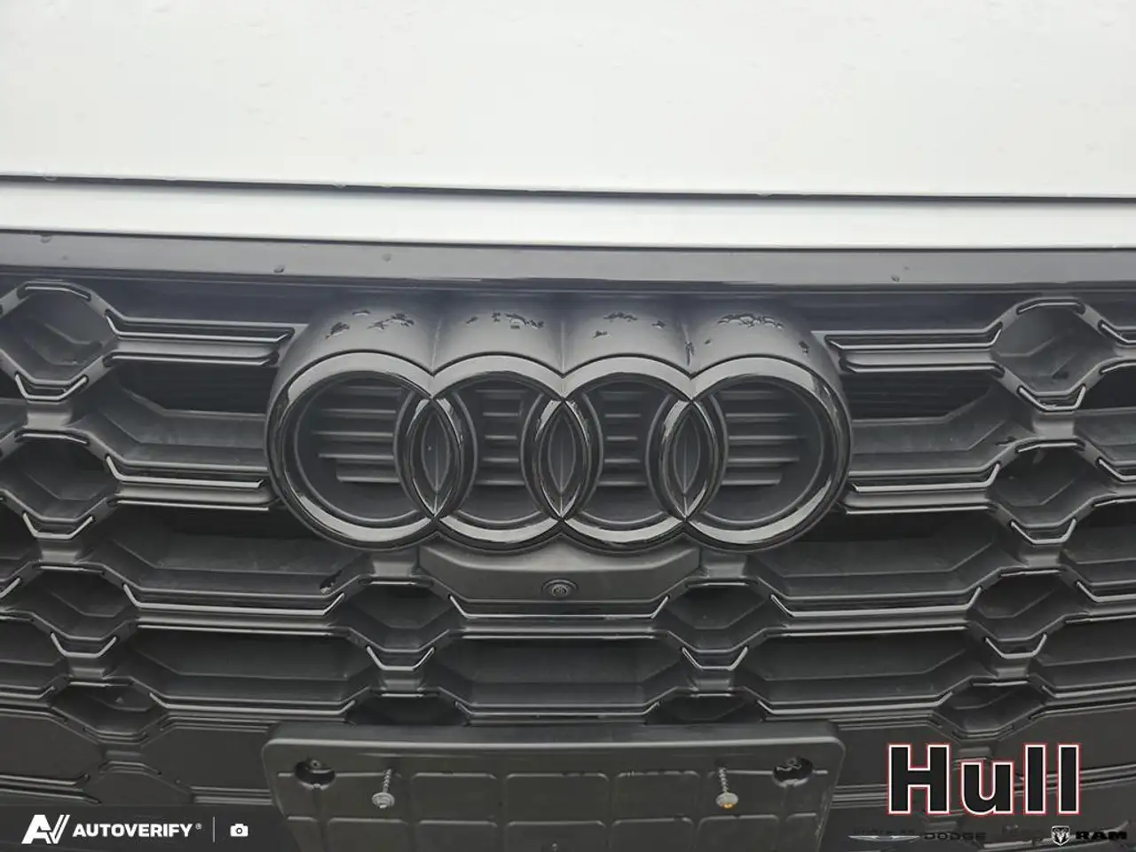 Audi SQ5 - Image 9