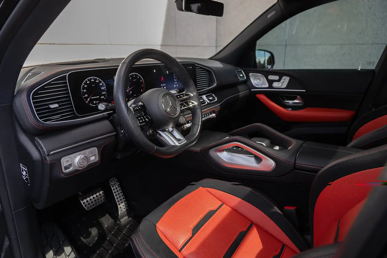 Mercedes-Benz GLE - Image 13