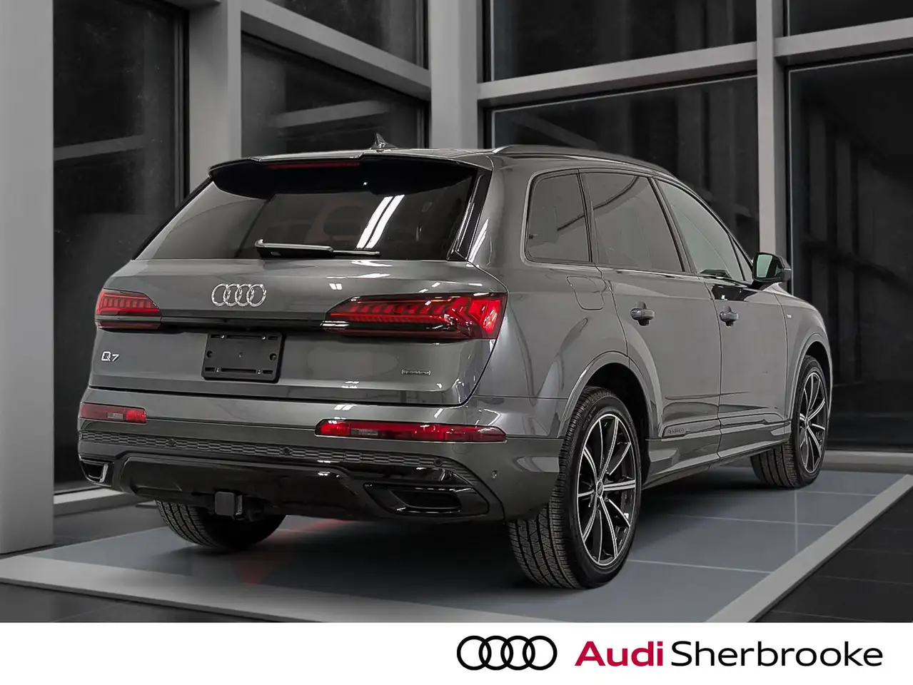 Audi Q7 - Image 4