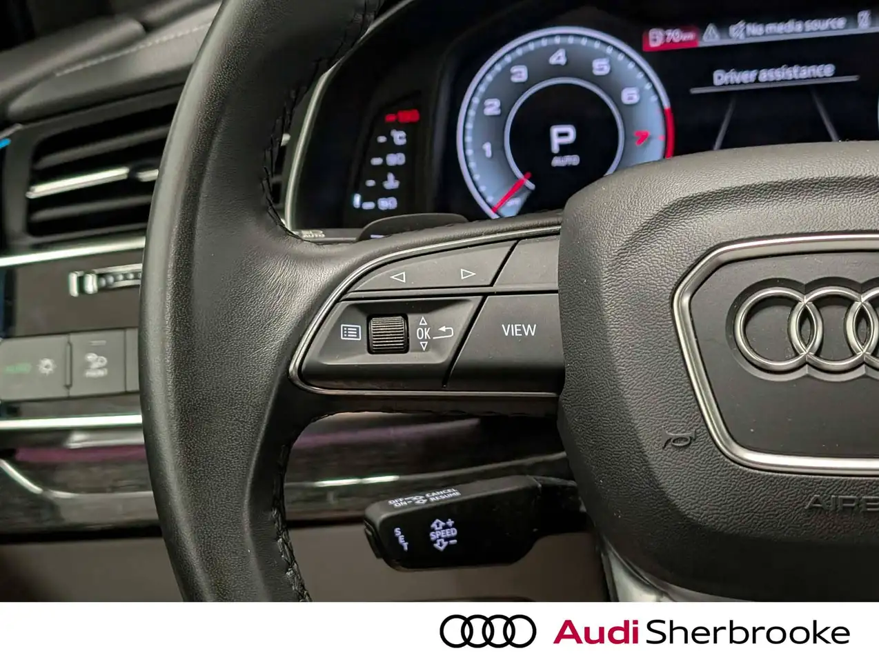 Audi Q7 - Image 22
