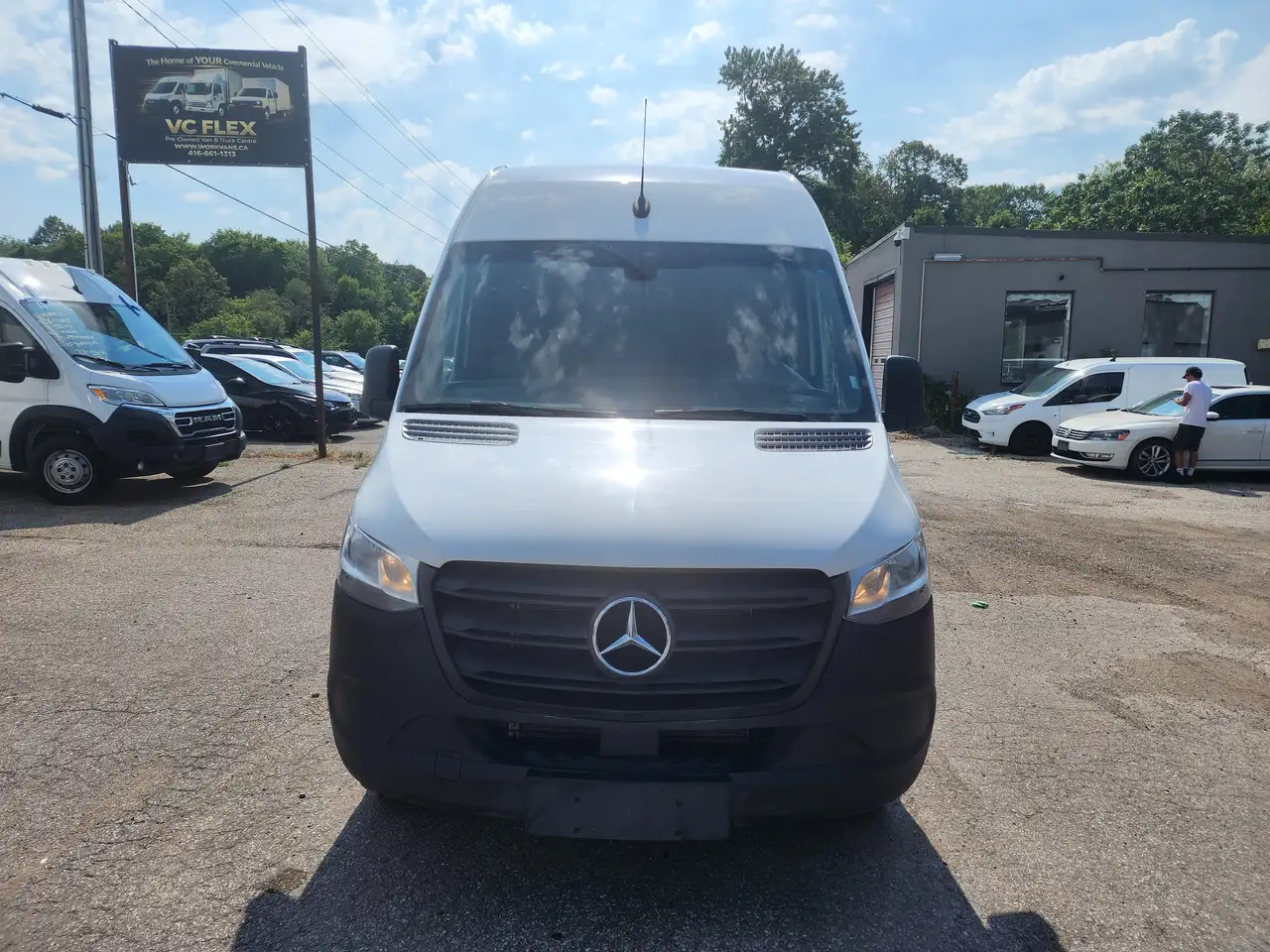 Mercedes-Benz Sprinter - Image 8