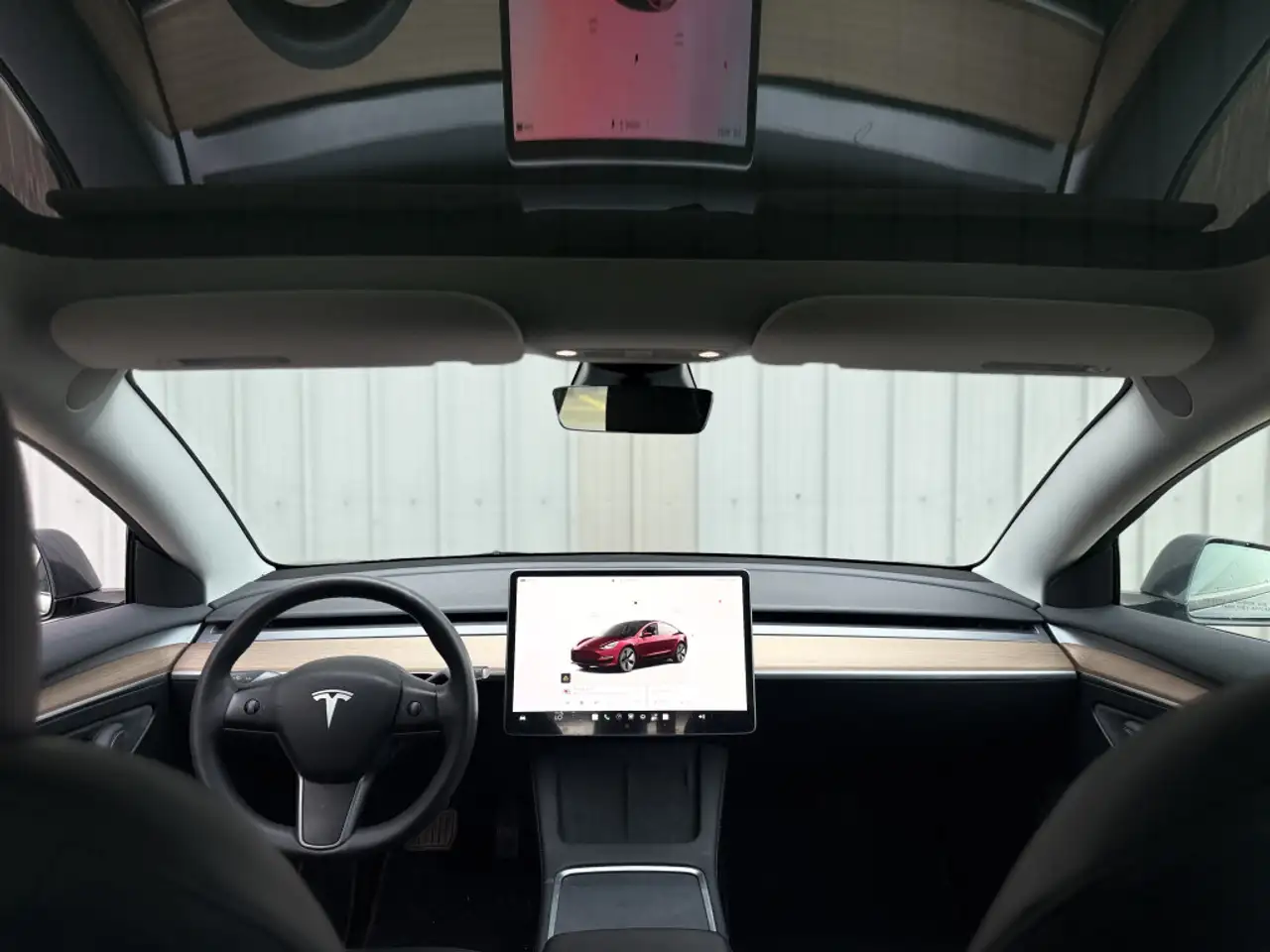 Tesla Model 3 - Image 8