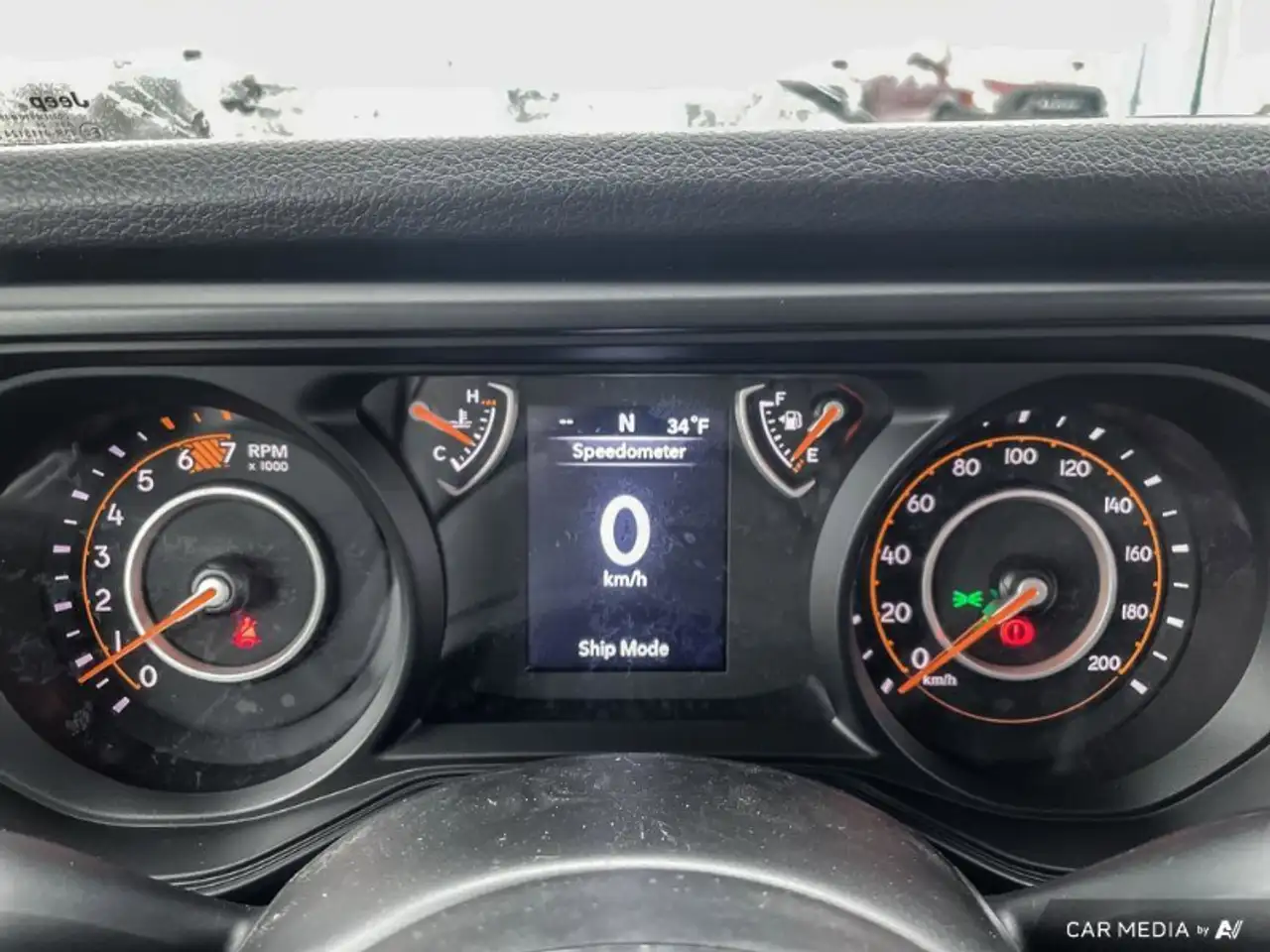 Jeep Wrangler - Image 10