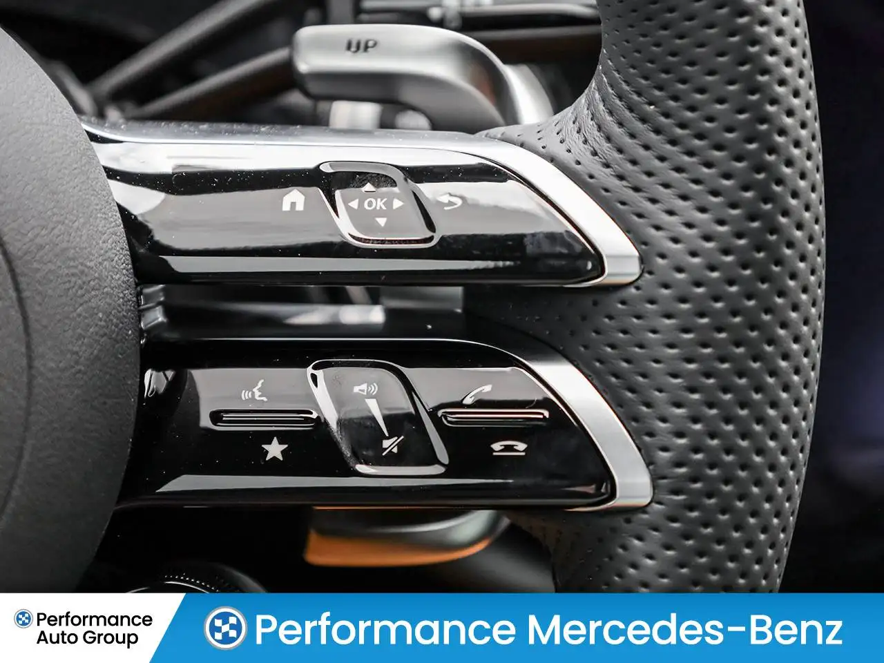 Mercedes-Benz E-Class - Image 22