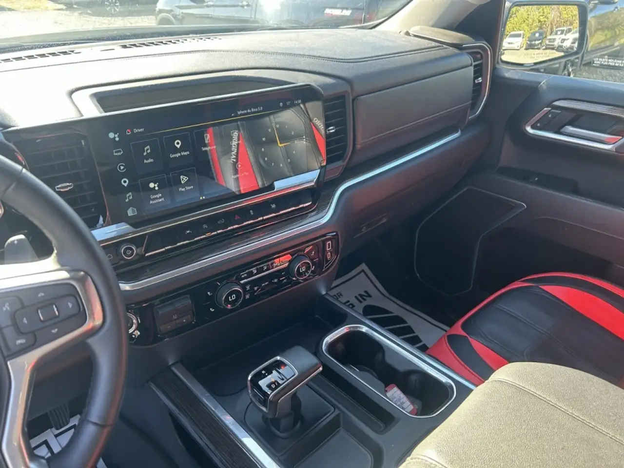 Chevrolet Silverado 1500 - Image 12