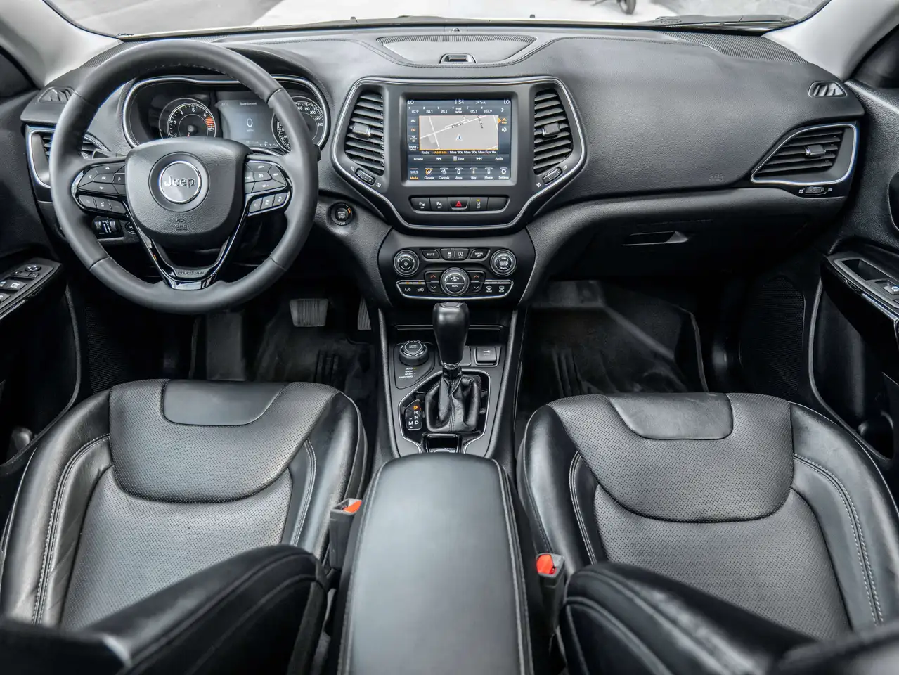 Jeep Cherokee - Image 25