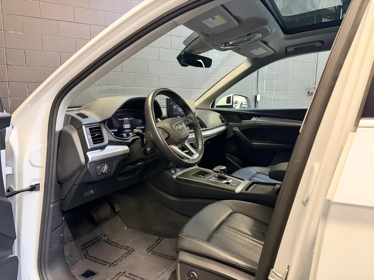 Audi Q5 - Image 13