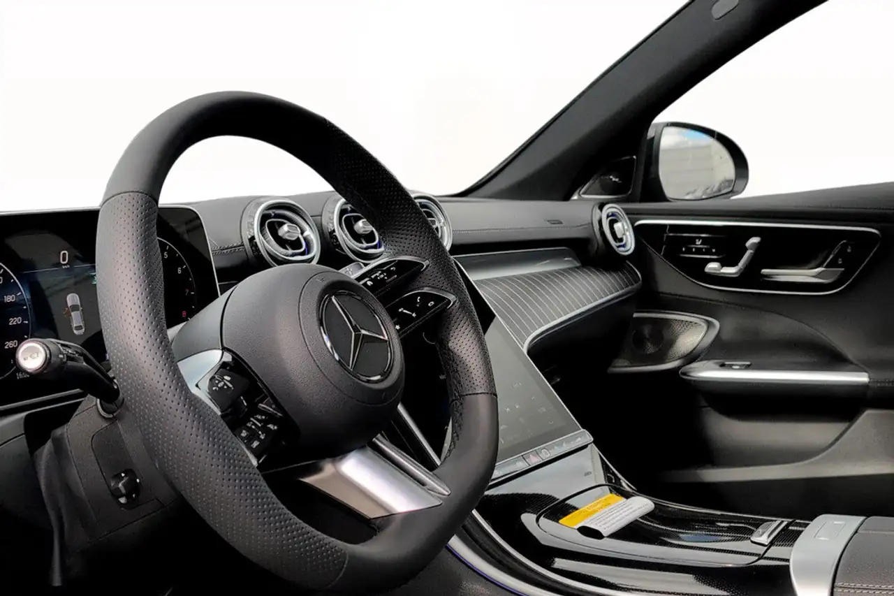 Mercedes-Benz C-Class - Image 6