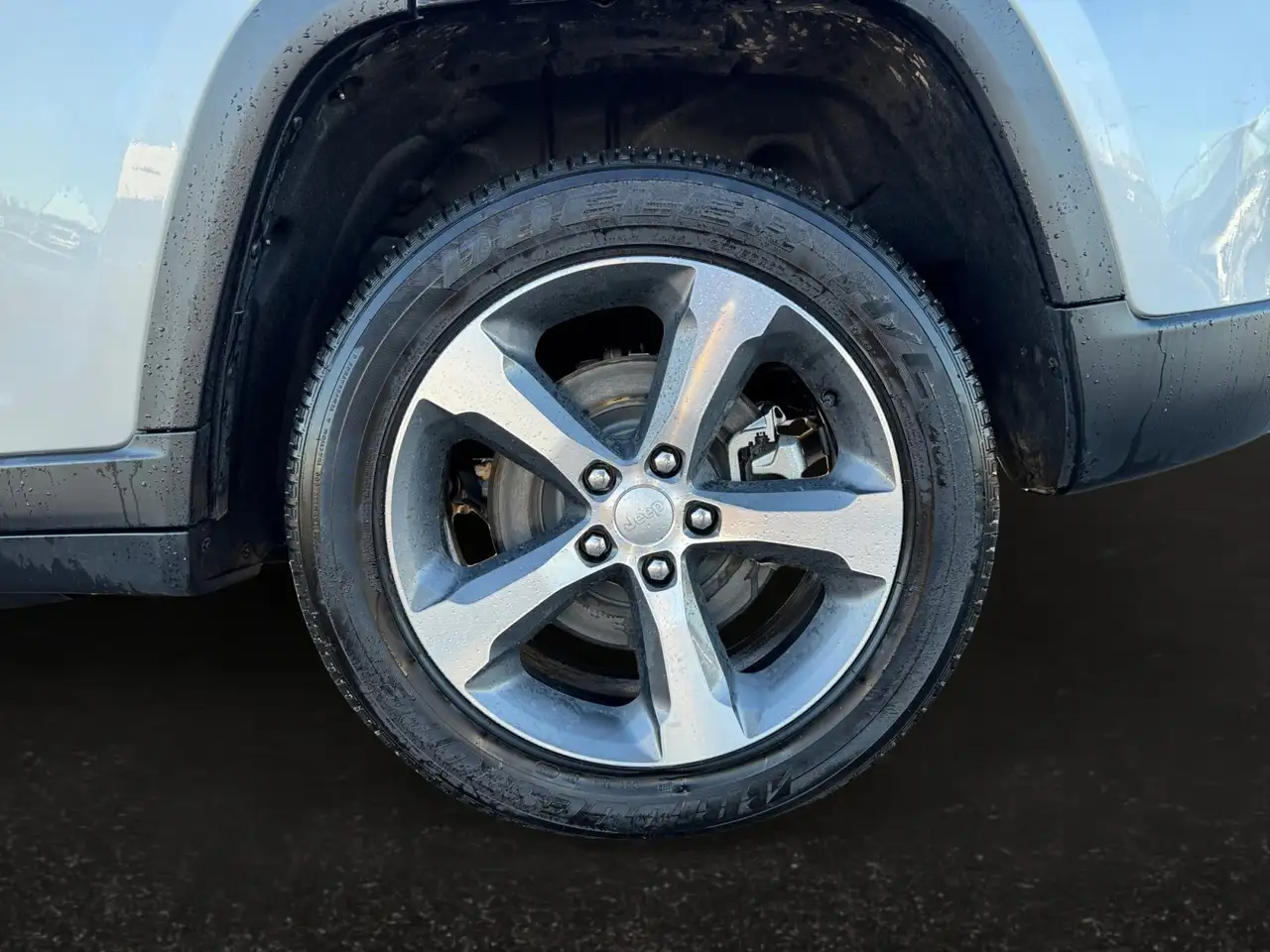 Jeep Grand Cherokee - Image 8