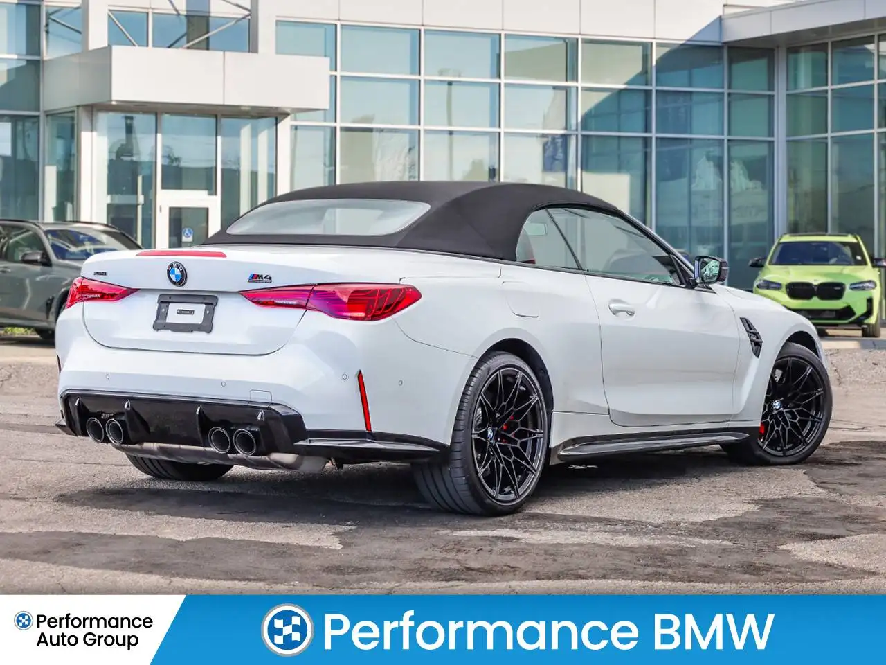 BMW M4 - Image 2