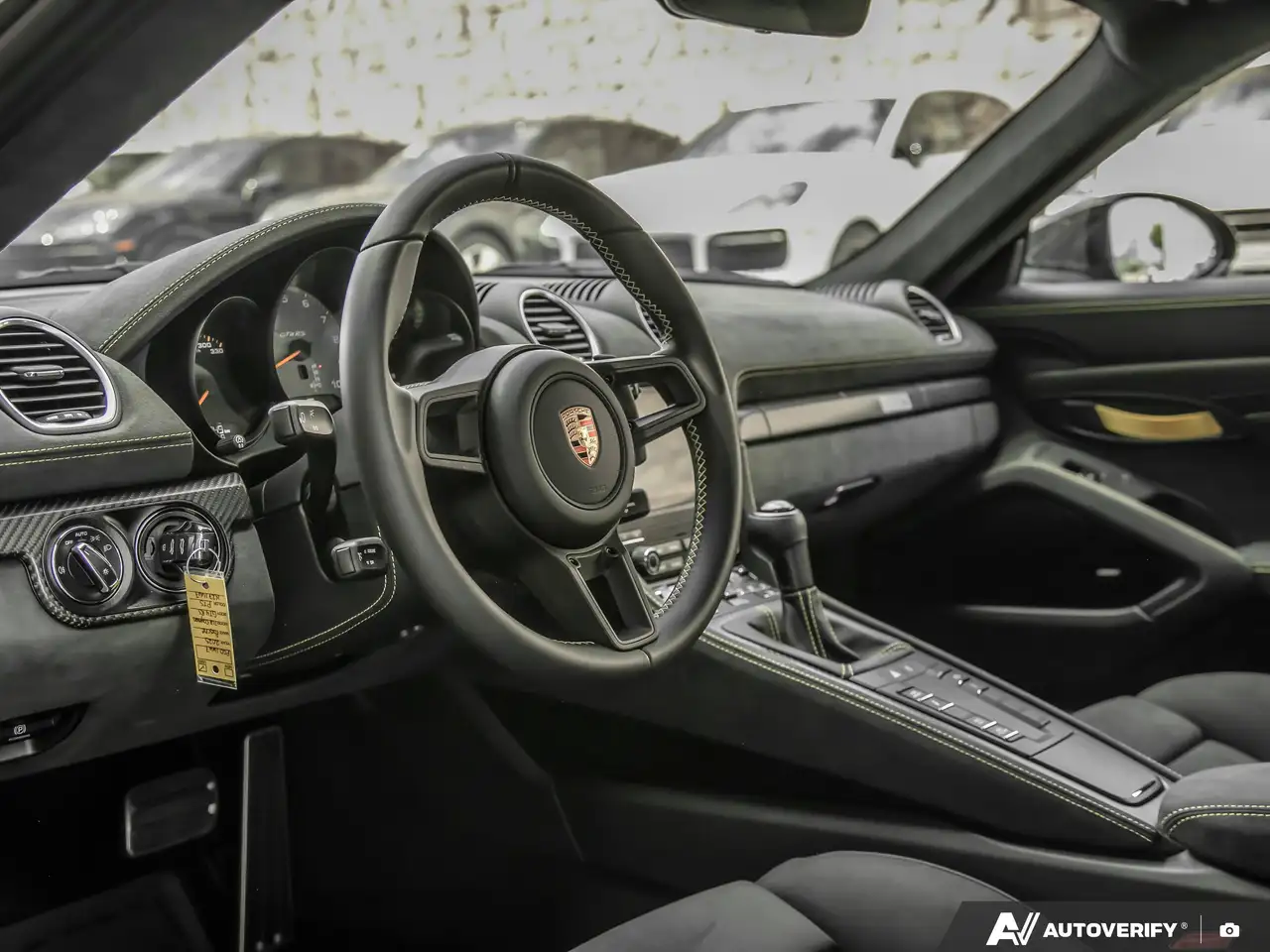 Porsche 718 Cayman - Image 16