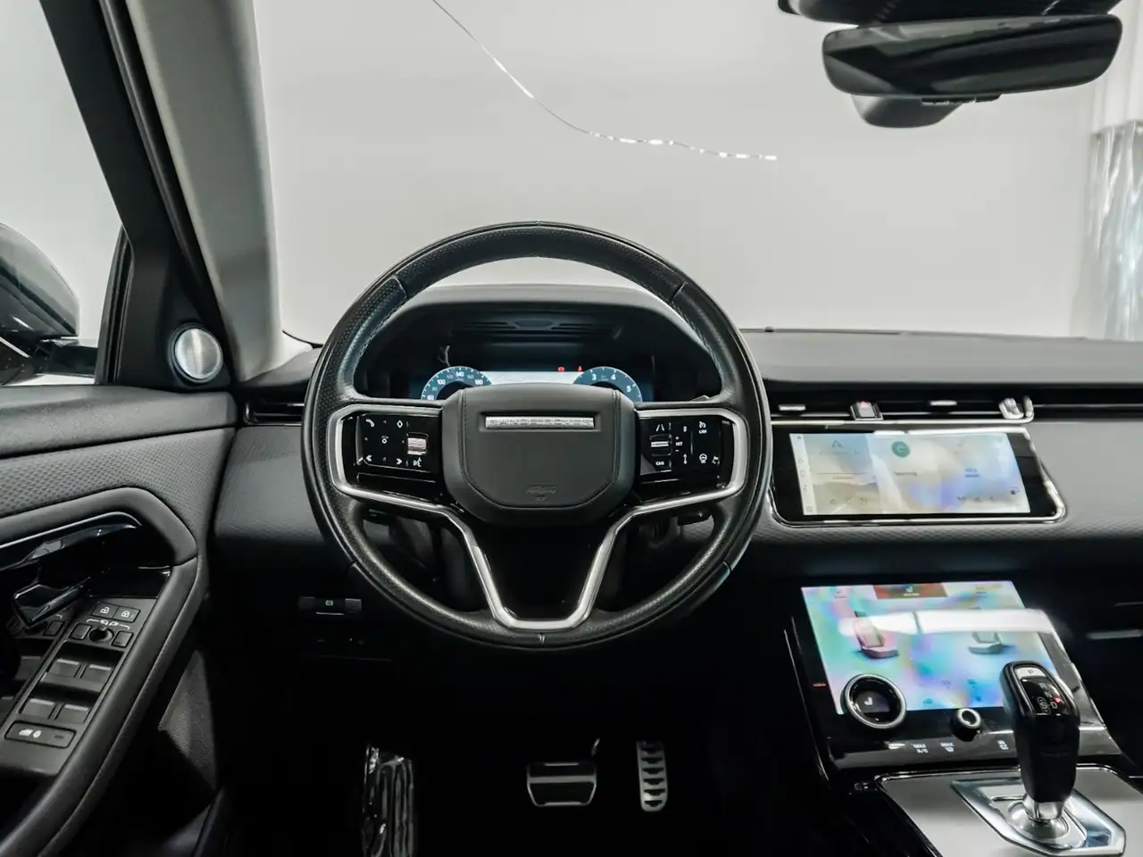 Land Rover Range Rover Evoque - Image 16