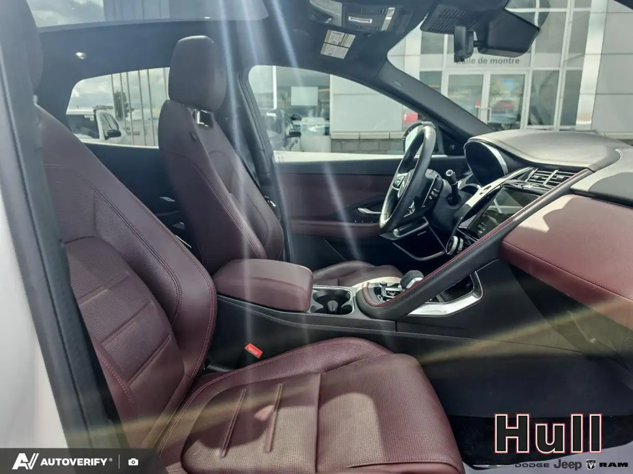 Jaguar E-Pace - Image 22
