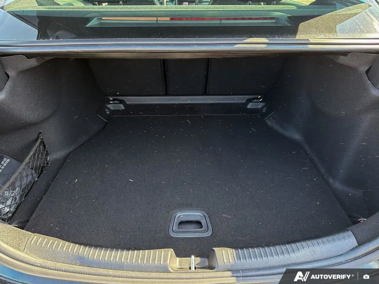 Mercedes-Benz C-Class - Image 8