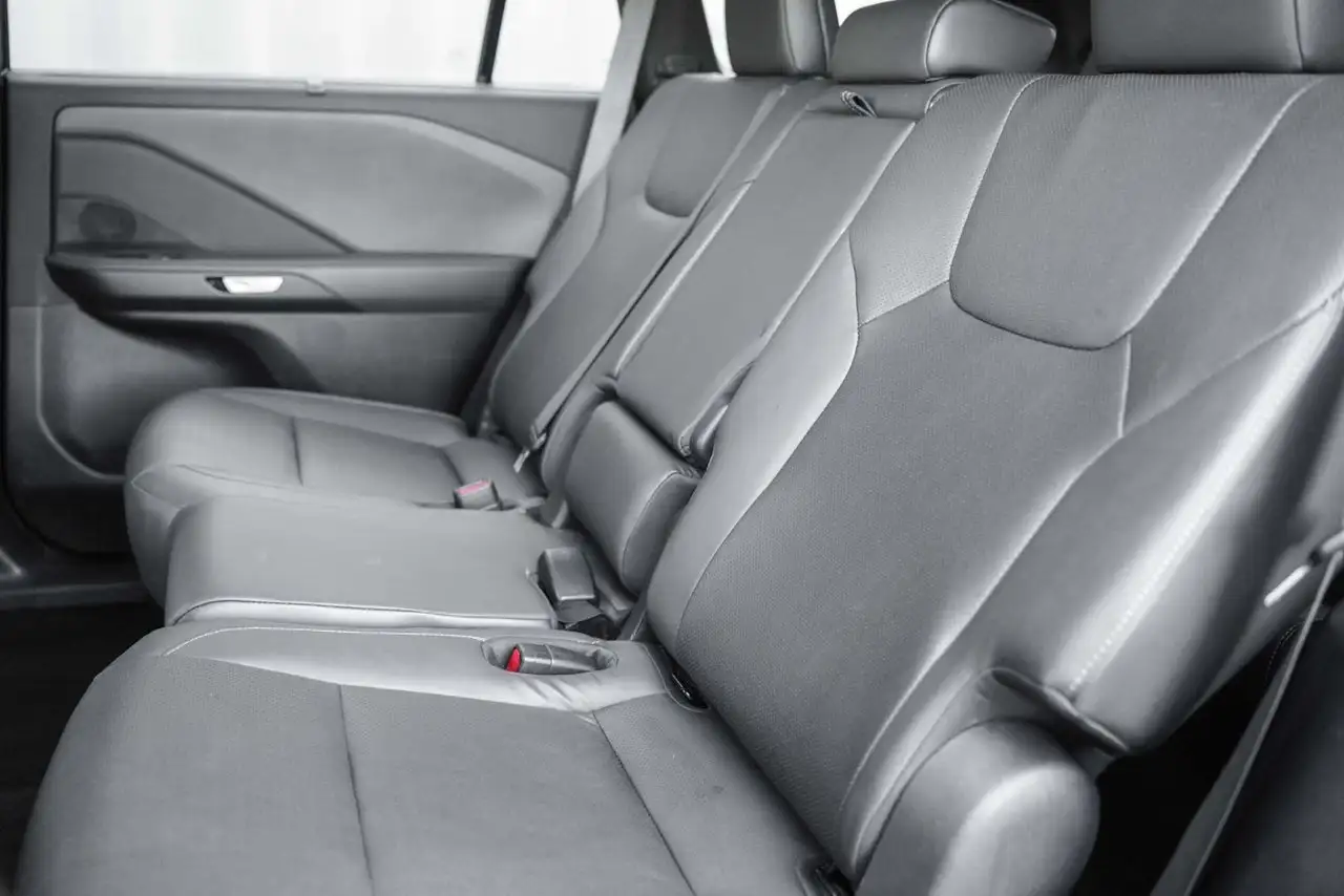 Lexus TX - Image 20