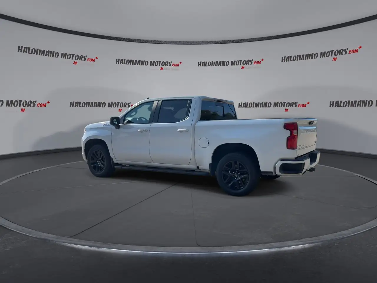 Chevrolet Silverado 1500 - Image 6